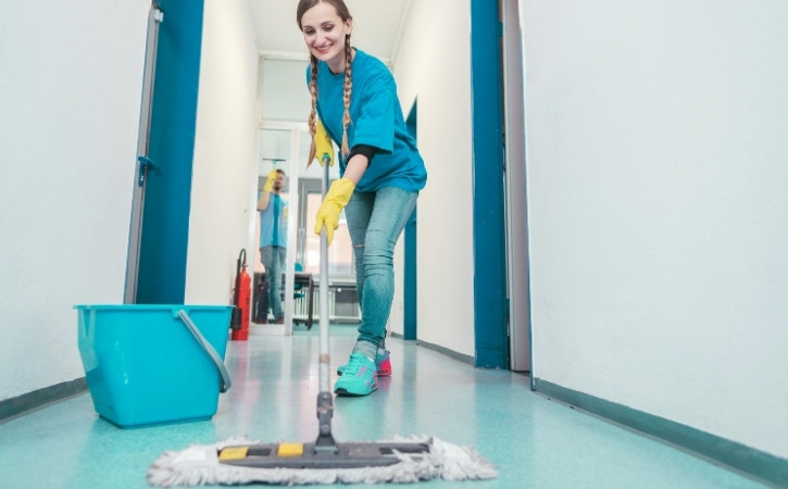 Expertly trained and experienced cleaning team