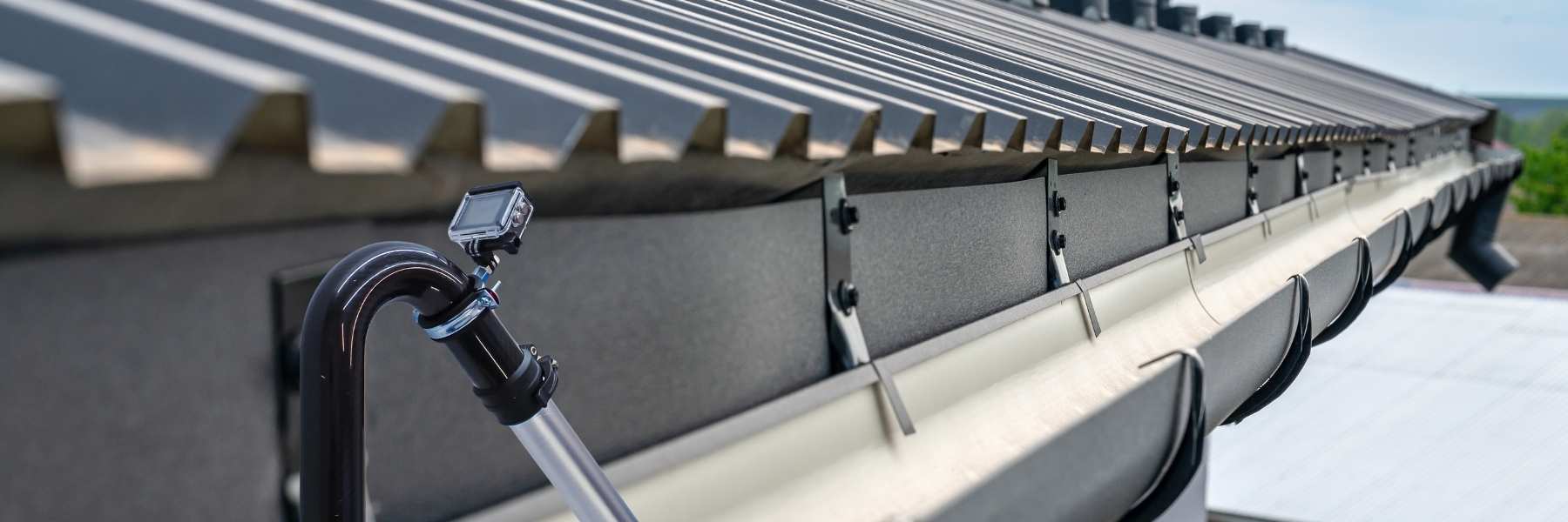 Gutter Vacuuming Service